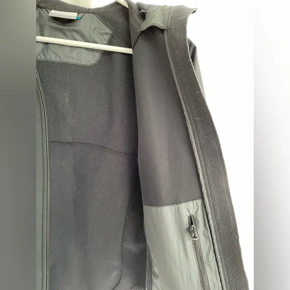 Columbia Ladies' Soft Shell - Picture 3 of 3